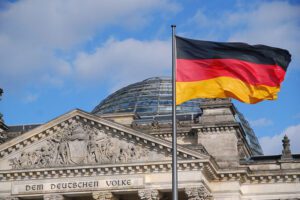 Appell an Abgeordnete: Bündnis fordert dringende Korrektur der geplanten Sparpolitik
