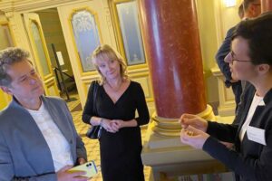 Demografiepreis Sachsen-Anhalt geht an Selbsthilfekontaktstelle Saalekreis